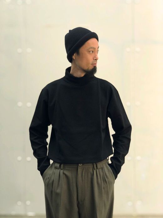 VOO VOO-879 / ALLROUND TURTLE / BLACK