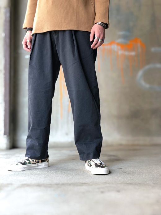 ANACHRONORM NM-TR03 / STANDARD TUCK WIDE TROUSERS / BLACK