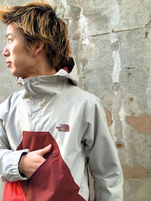 THE NORTH FACE Dubs Jacket / ファイアリーレッド