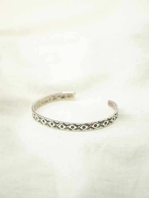 Indian Jewelry GENEVA RAMONE SILVER BANGLE