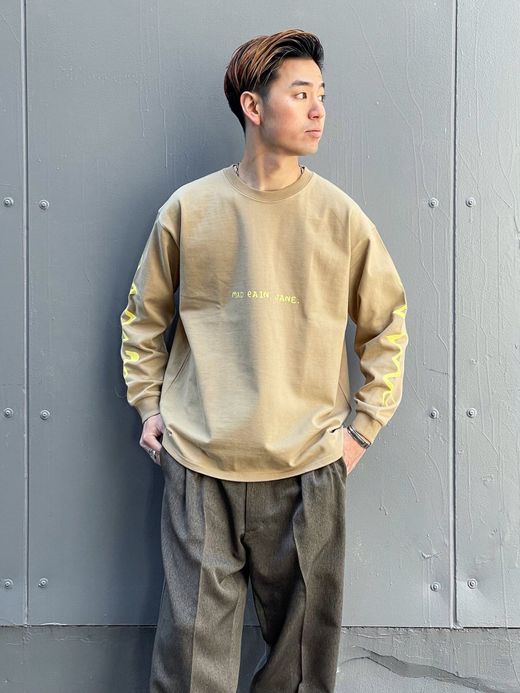 VOO VOO-1051 / M. P. J / SAND