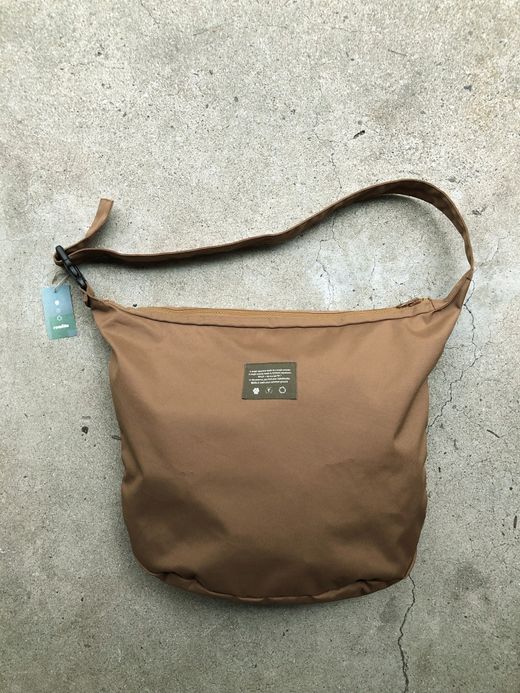 remilla R193432 / 袈裟袋 / SND.BRN