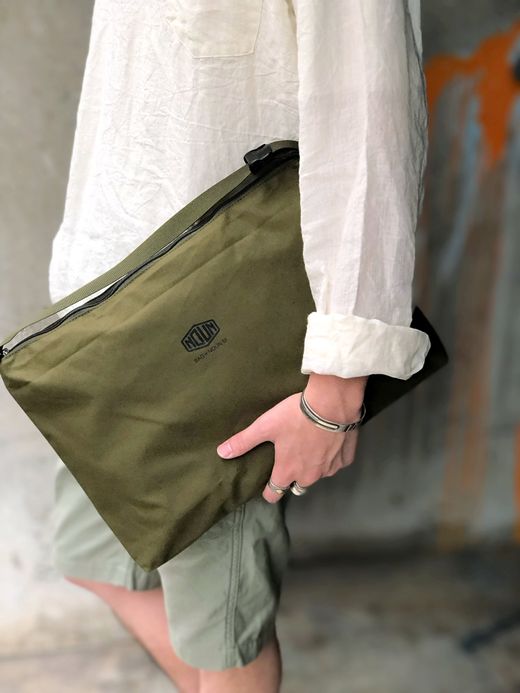NECESSARY or UNNECESSARY 90020741 / NOUN POST 'COTTON ARMY' / OLIVE
