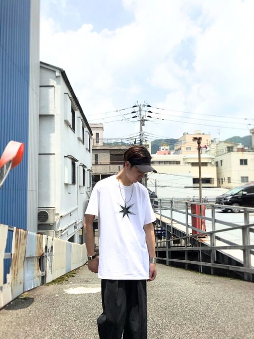 LOOKER Seven Star Tee / white/black