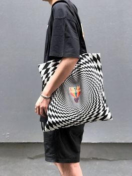 GB71929007 / COF TOTE / VORTEX BLACK