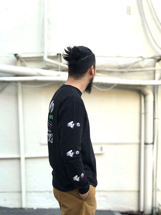 ROARK REVIVAL RLTJ601 / "WORDLY VIEW" L/S TEE / BLACK