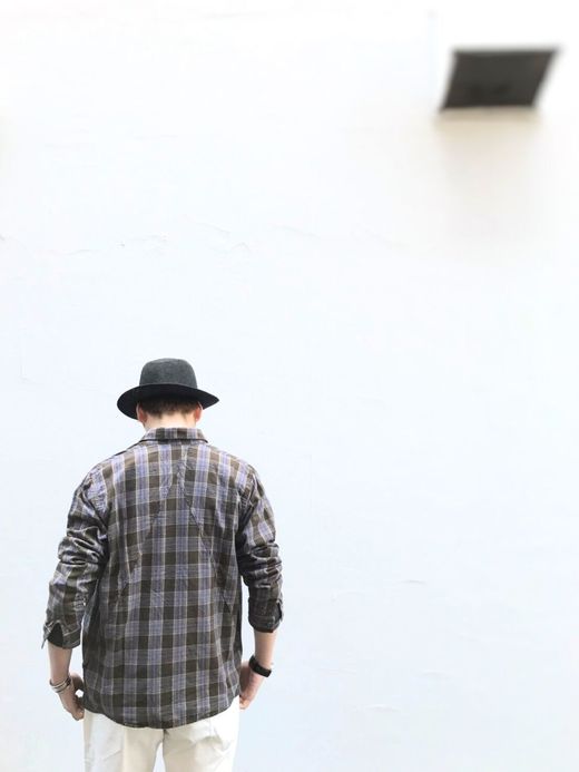 remilla ヒトエラウンドシャツ / BRN×PPL