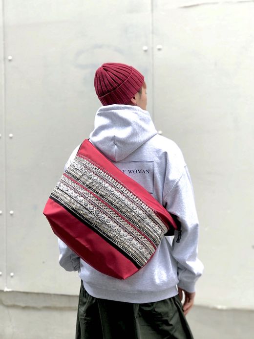 ALDIES A8107329 / DELUXE SHOULDER / BURGUNDY