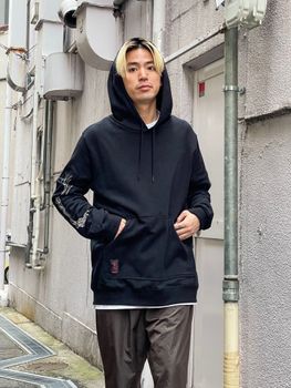 DION AGIUS HOODIE / BLACK