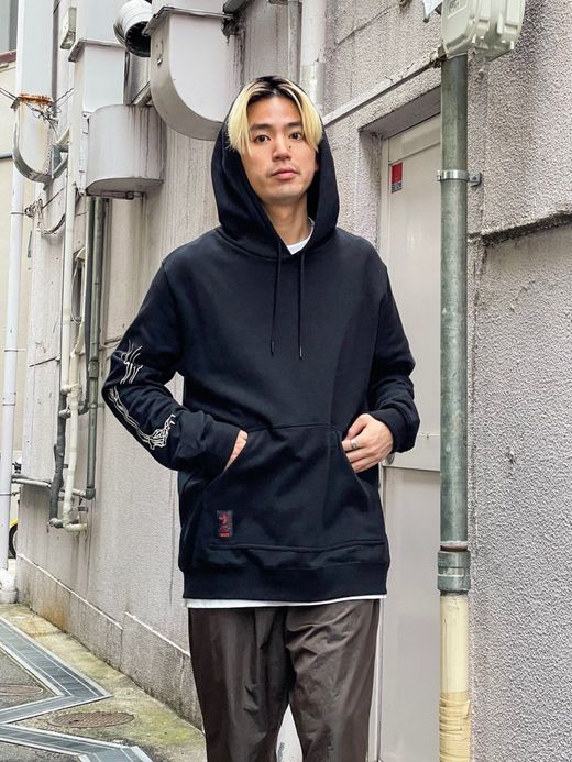 GLOBE DION AGIUS HOODIE / BLACK