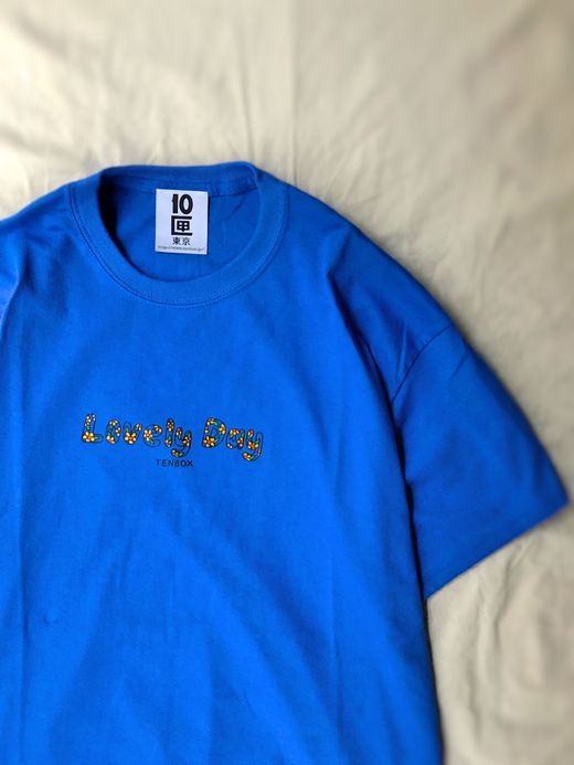 TENBOX BRODIE LOVELY DAY TEE / BLUE