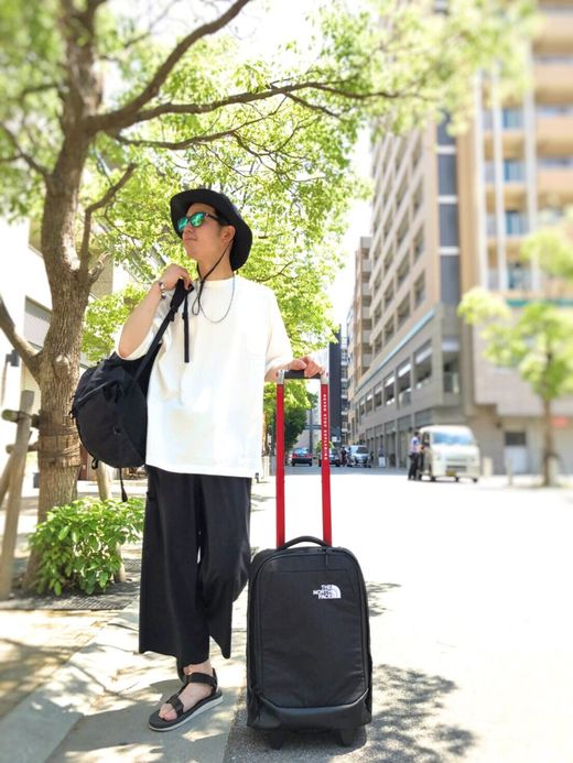 THE NORTH FACE Overhead / ブラックエンボス