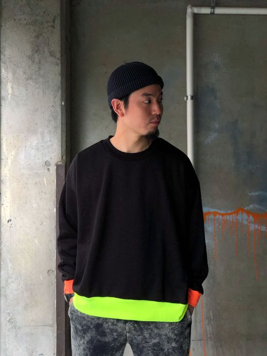 VOO VOO-944 / NEON CREW / BLACK