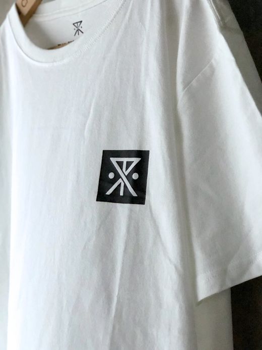 ROARK REVIVAL RTJD520 / "LARGE LOGO" TEE / WHITE