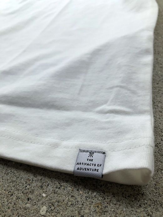 ROARK REVIVAL RTJD501 / "HIGH STAKES" TEE / WHITE