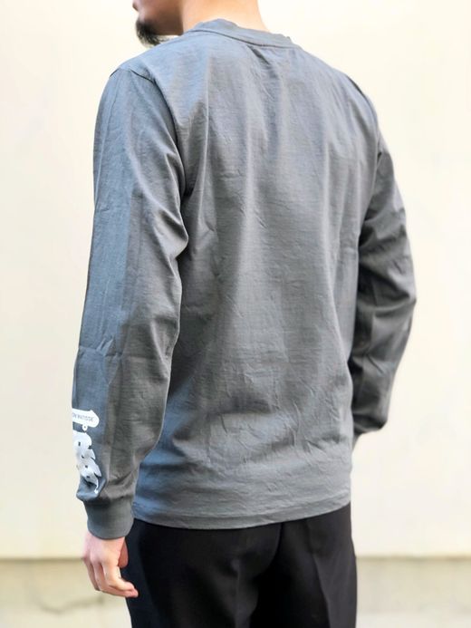  JM19SS1S03 / THE 1ST SHOP × JM LONG SLEEVE POCKET TEE / GREY