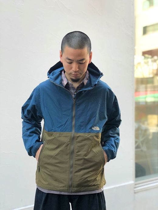 THE NORTH FACE NP71830 / COMPACT JACKET / ブルーウィングティール×ピーチグリーン