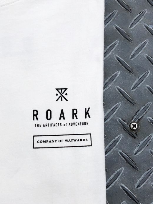 ROARK REVIVAL RLTJ551 / "SONGS OF THE SCUTTLED" L/S TEE / WHITE