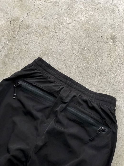es 5130001912 / INDIUM PANT / BLACK
