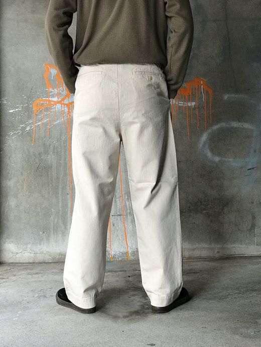e.sen esenss20p02 / THOMAS / OFF WHITE