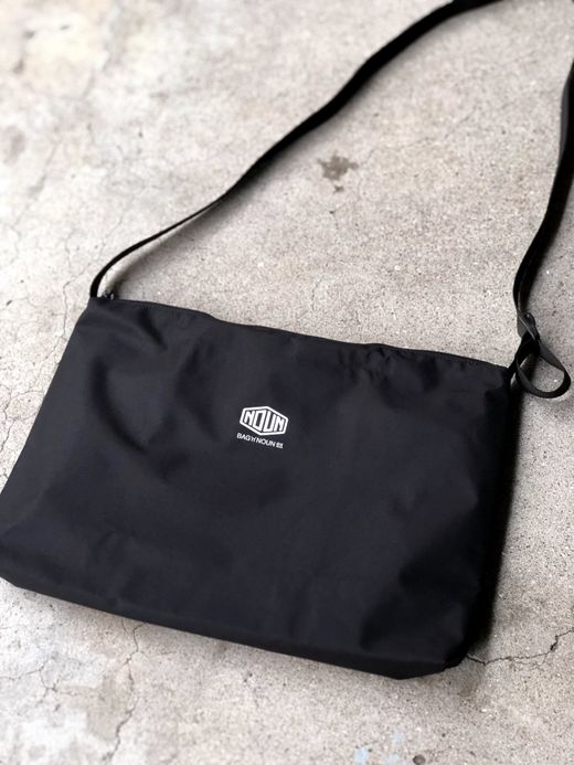 NECESSARY or UNNECESSARY 70020739 / NOUN POST 'BREATHARD' / BLACK