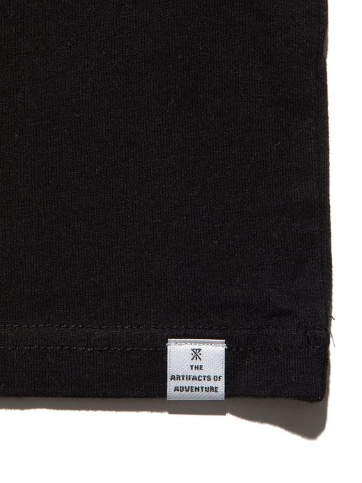 ROARK REVIVAL RTJD601 / "COMPANY OF WAYWARD" TEE / BLACK