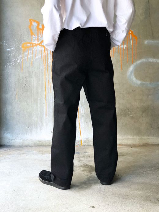 e.sen esenfw19p01 / THOMAS / BLACK DENIM