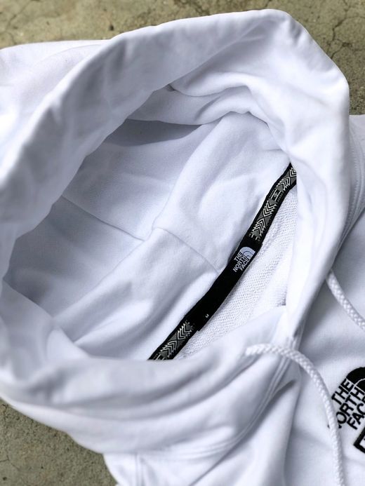 THE NORTH FACE NT11965 / RAGE SWEAT HOODIE / ホワイト