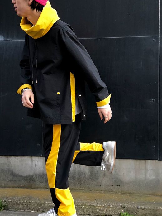 VOO Joke Hoodle / black×yellow