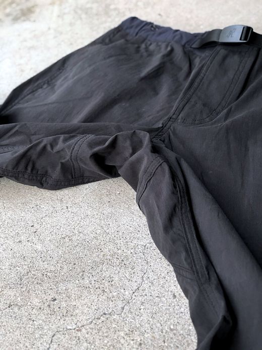 ROARK REVIVAL RPJ510 / ROARK×GRAMICCI COOLER ST TRAVEL PANTS(REGULAR FIT) / BLACK