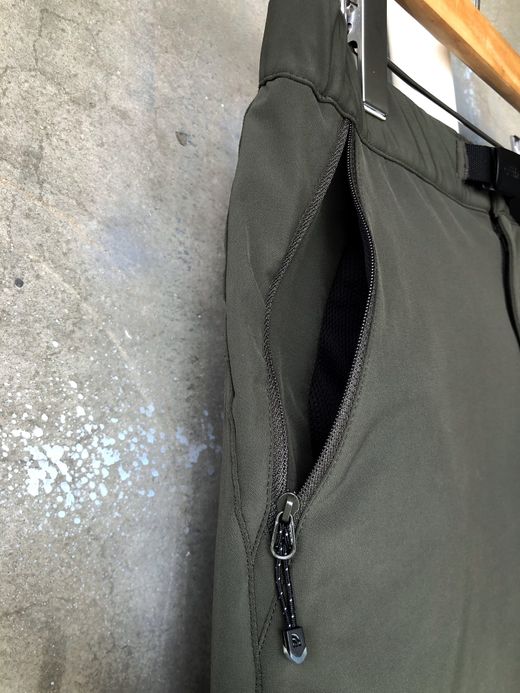 THE NORTH FACE NB41812 / VERB SHORT / ニュートープダークグリーン