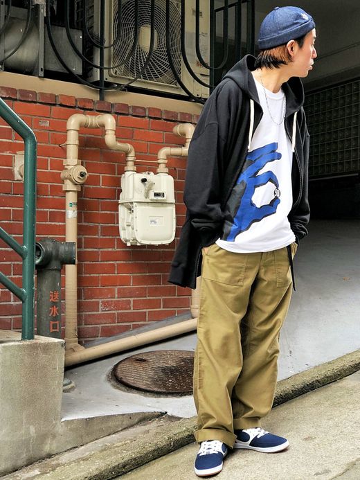  90 Hand Tee / white