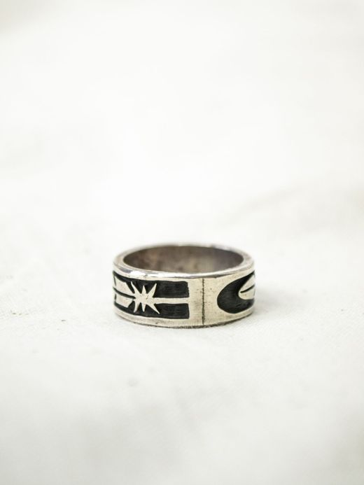 Indian Jewelry SUGNEVAHYA SILVER RING