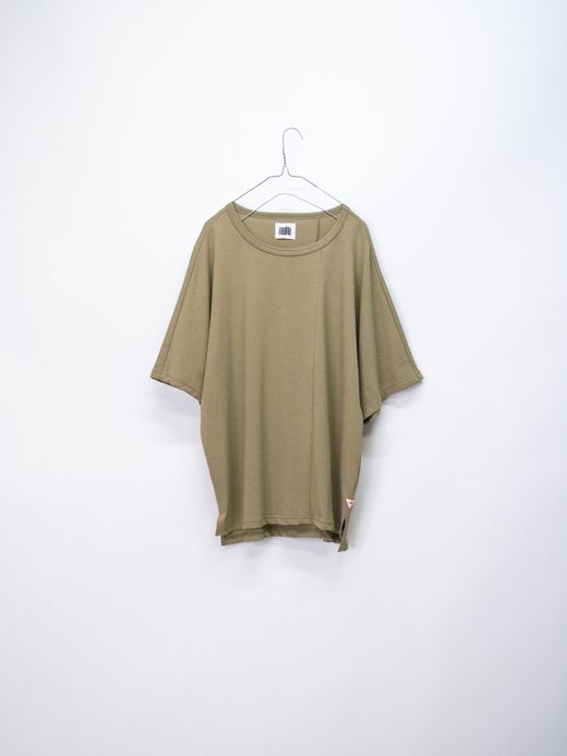  MPZZZ110 / KAKAAKO DOLMAN S/S / KHAKI