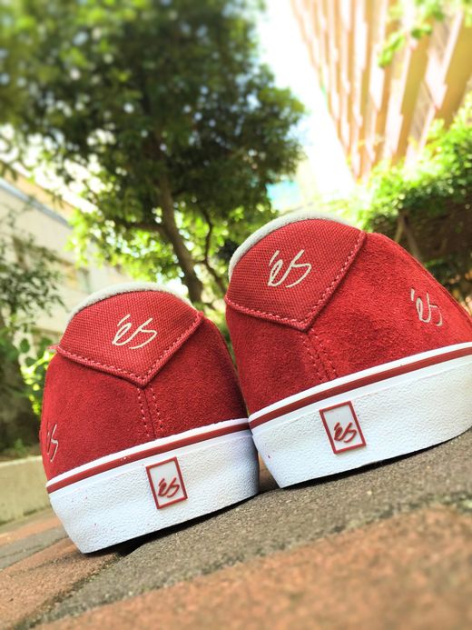 es Accel SQ / burgundy/white