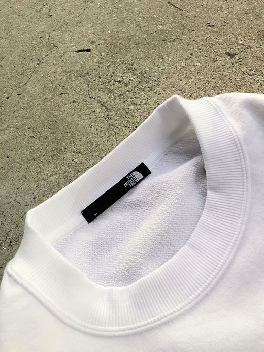 THE NORTH FACE NT61964 / RAGE L/S SWEAT CREW / ホワイト