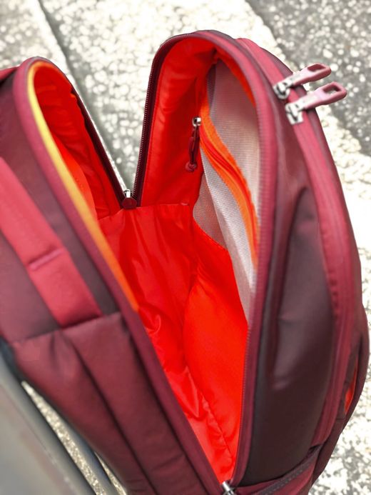  TSLB-317 / THULE SUBTERRA BACKPACK 30L / EMBER