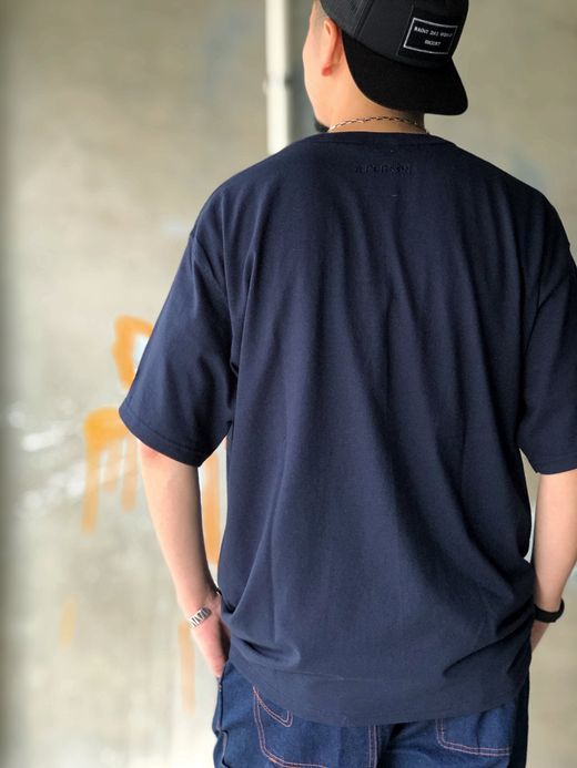 A PERSON AP-33 / CLASSIC LOGO EMB TEE / NAVY/NAVY