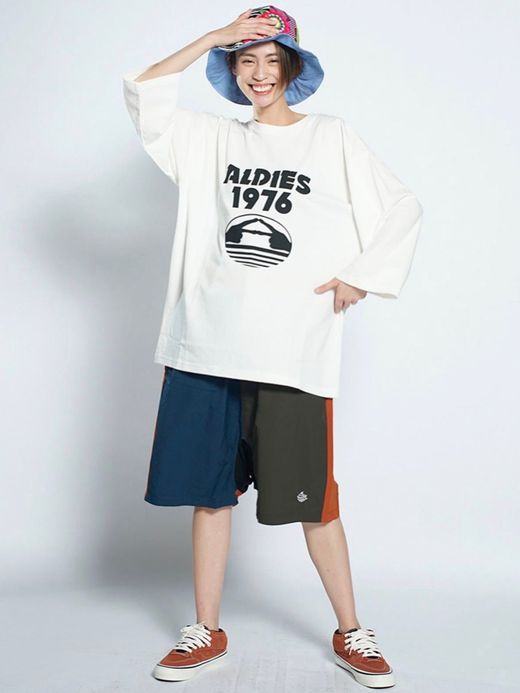 ALDIES A1025510 / EXTRA-TERRESTRIAL CUT / WHITE