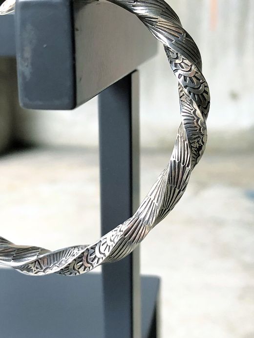 TSUNAIHAIYA SNAKE BANGLE