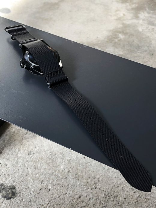 VAGUE WATCH CO. BS-L-001 / BLK SUB / OLIVE/BLACK