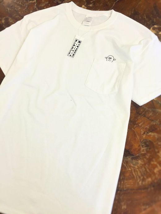 LOOKER "I'm Looking" Pocket Tee / white/black