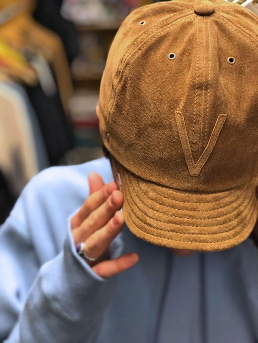 VOO Suede Cap By DECHO / DK beige