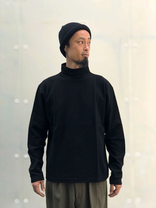 VOO VOO-879 / ALLROUND TURTLE / BLACK