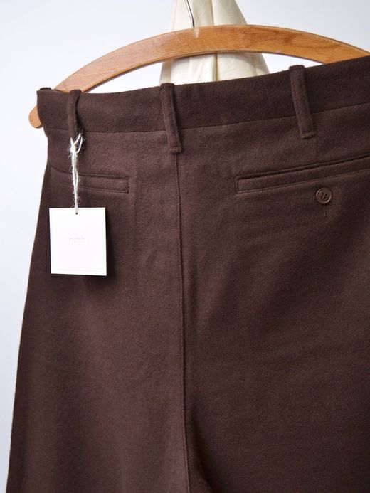 e.sen esenfw20p03 / THOMAS / BROWN