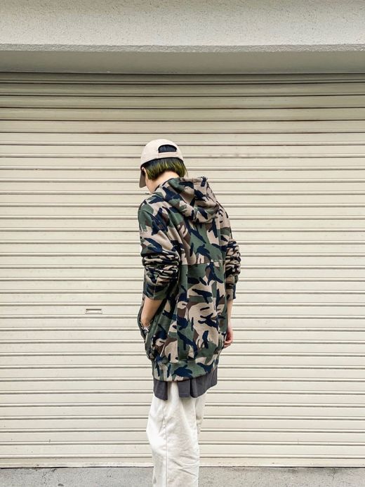 GLOBE BURLY HOODIE / OLIVE CAMO