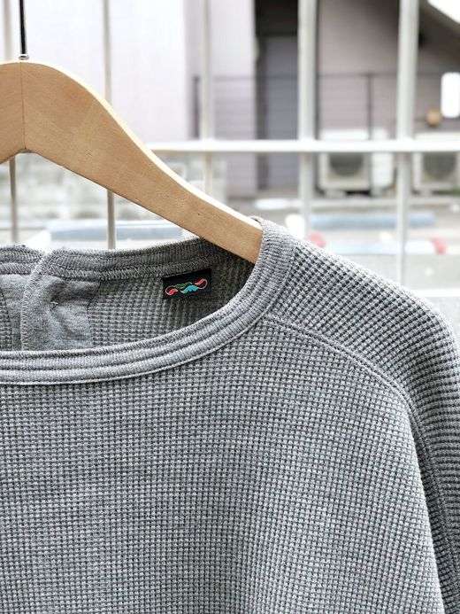 ALDIES A1901628 / BACK BUTTON BIG THERMAL / GRAY