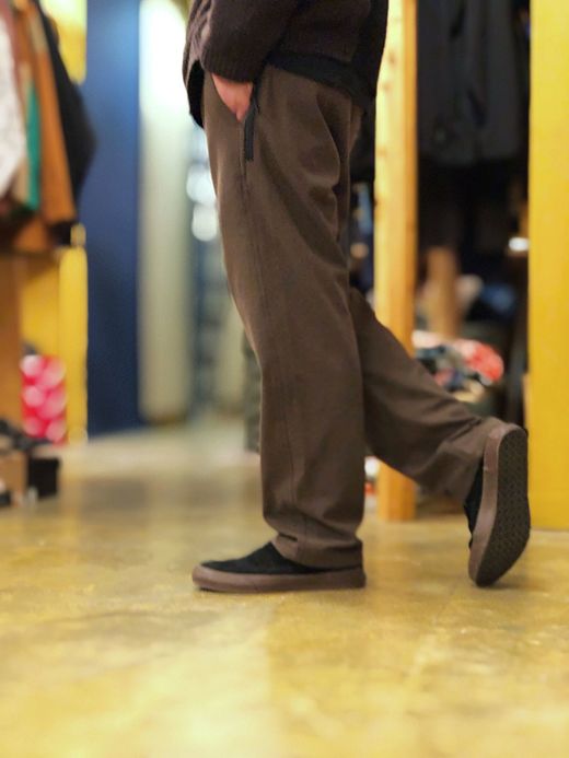 ROARK REVIVAL RPJ552 / WOOLY ST NEW TRAVEL PANTS - RELAX TAPERED / MOCCA