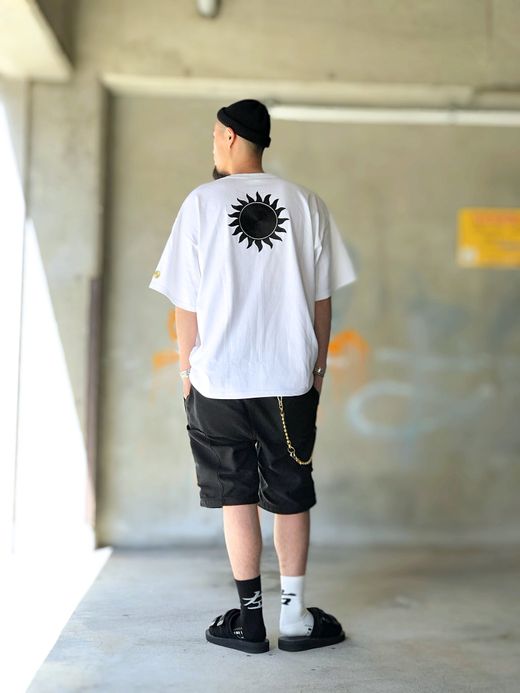LOOKER LOOK.92 / SUN&MOON TEE / WHITE/BLACK