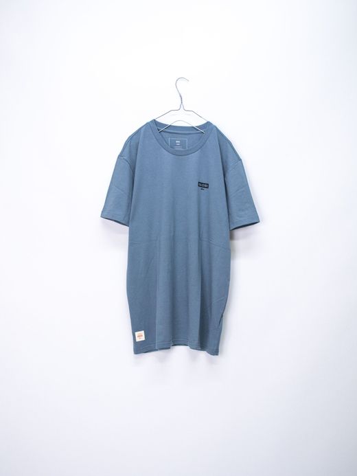GLOBE LIVING LOW VELOCITY TEE / STEEL BLUE
